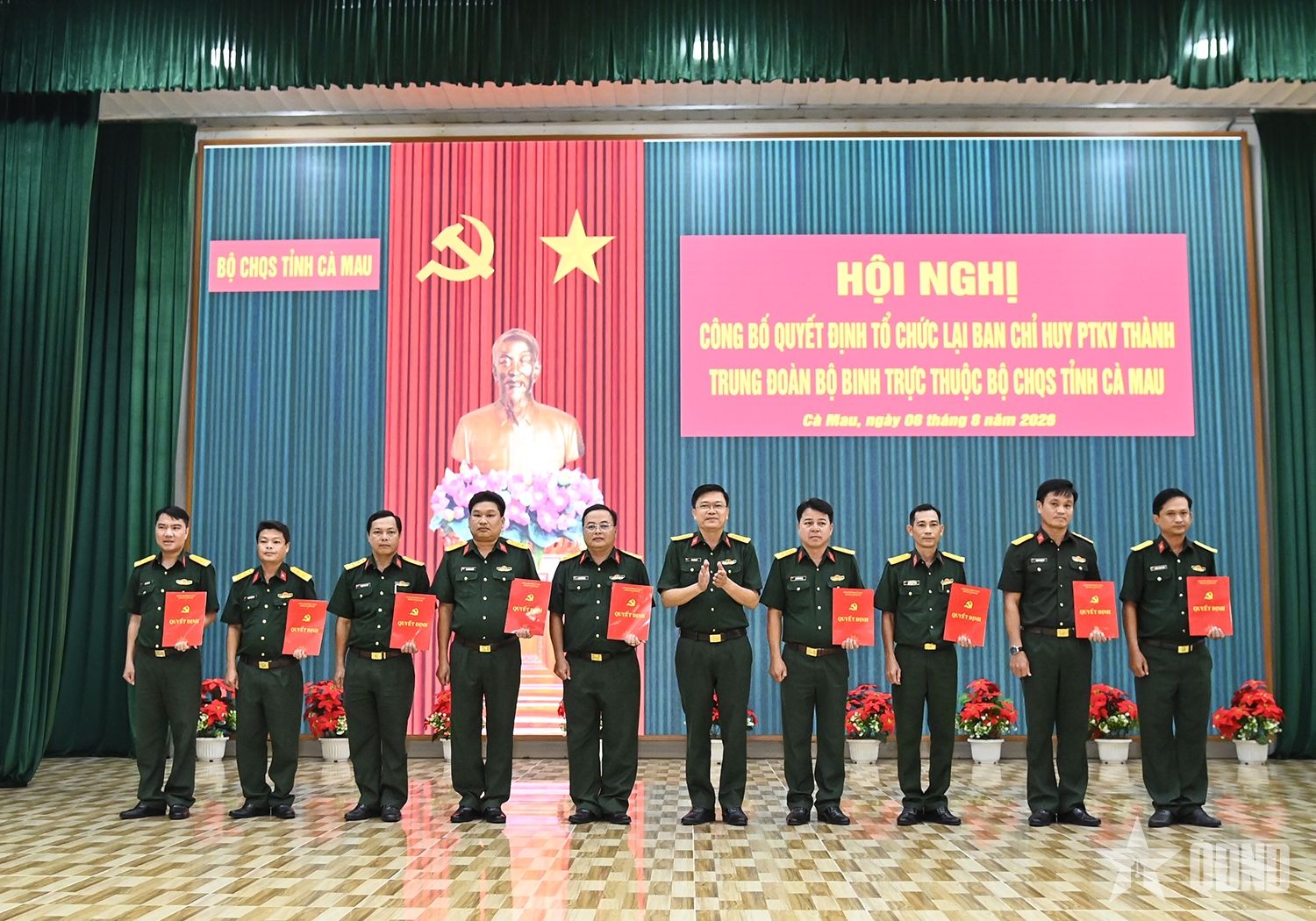 Cà Mau: Công bố quyết định tổ chức lại Ban chỉ huy Phòng thủ khu vực